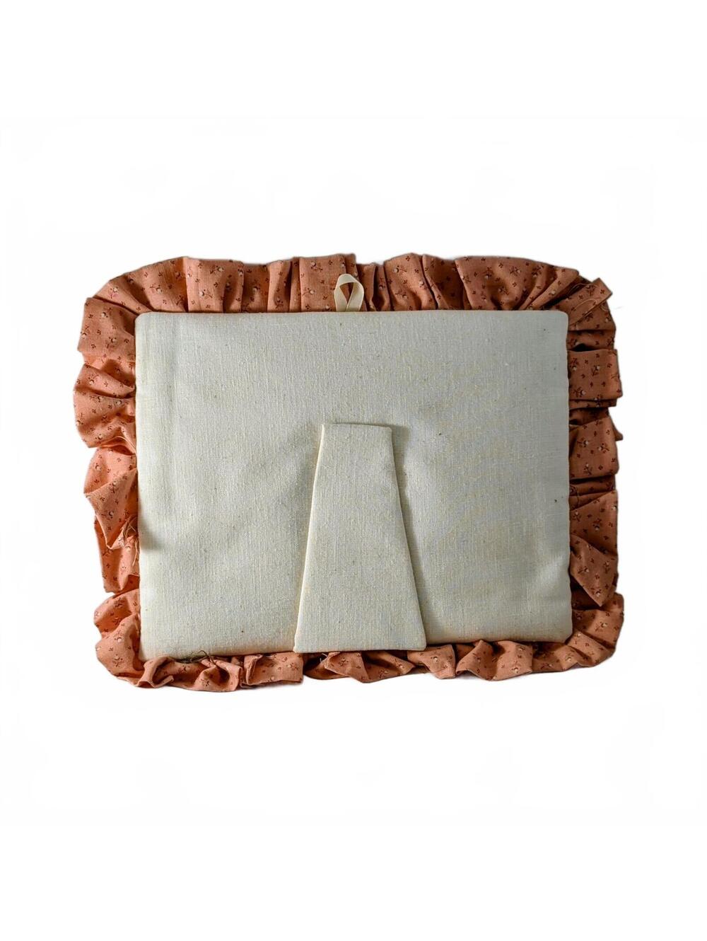 Handmade, Rustic Quilted Ruffle Photo Frame - Picture 2 of 2